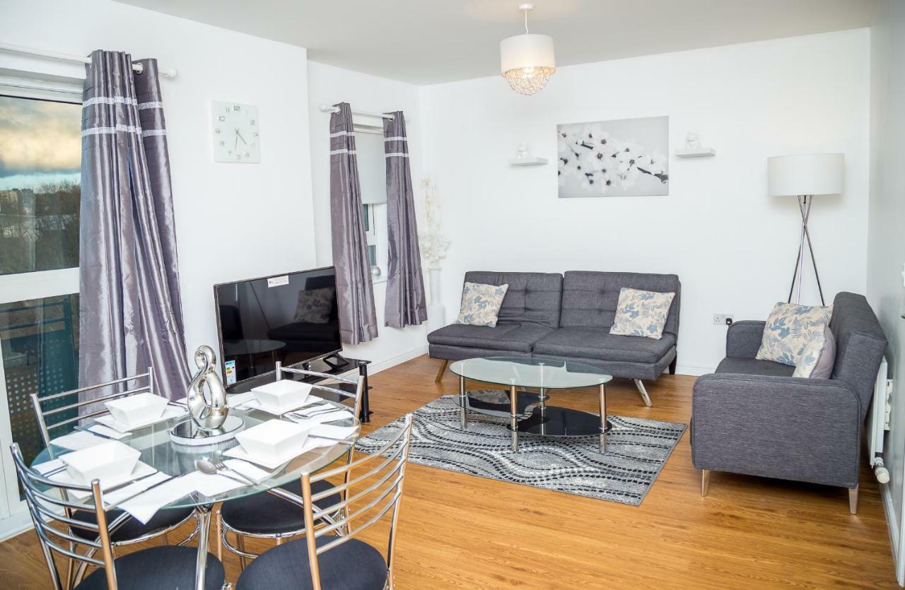 Luxuriant Apartments นอร์ทแธมป์ตัน ภายนอก รูปภาพ